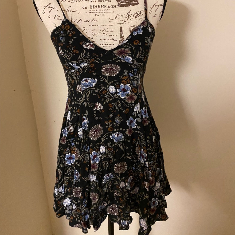 American Eagle Outfitters floral mini dress with button back detail